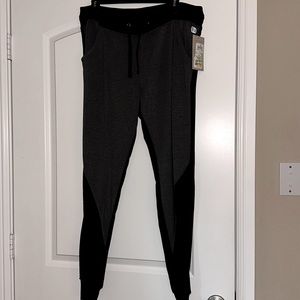 Balance Collection joggers